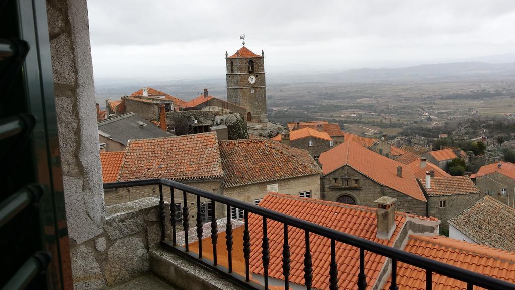 A Casa Mais Portuguesa Hotel Monsanto Quarto foto